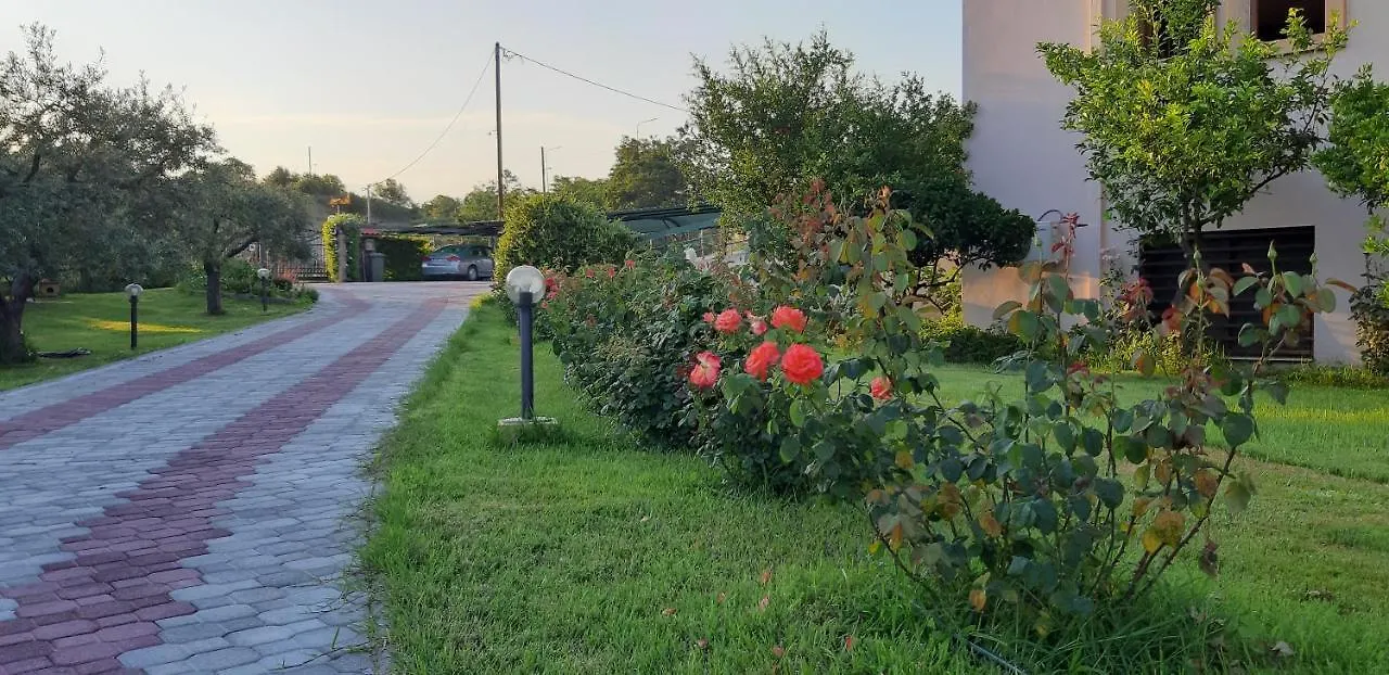 Eleonas Apartments נאה רודה יוון